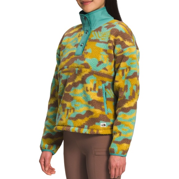 The North Face Printed Cragmont ¼ Snap Fleece Pullover (Wasabi Camo) - Picture 2 of 16